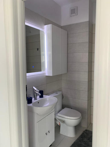 Bathroom 4, Luxury Westpark 2 Presidentialsuite Lake View W4, Municipiul Bucuresti