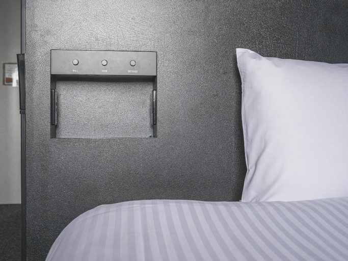 Bedroom 16
