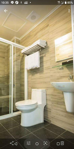 Bathroom 3, Rainbow, Penghu