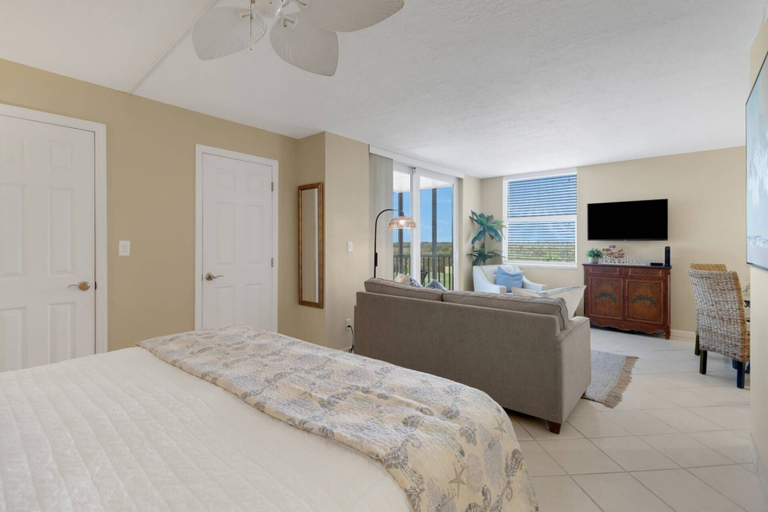 Bedroom 3, Beach & Tennis 4503, Collier