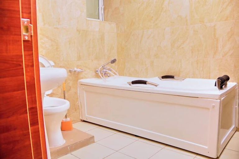 Bathroom, 5 Star Saint Hotel, Ungogo