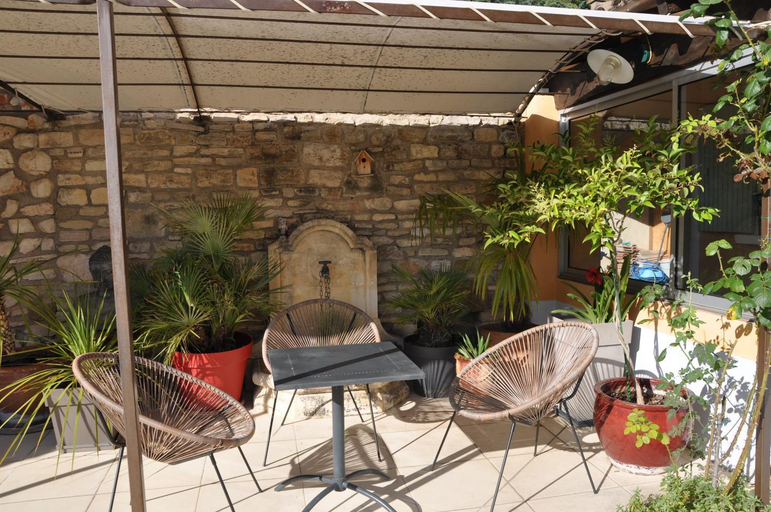 Others 3, Les Moineaux, Vaucluse
