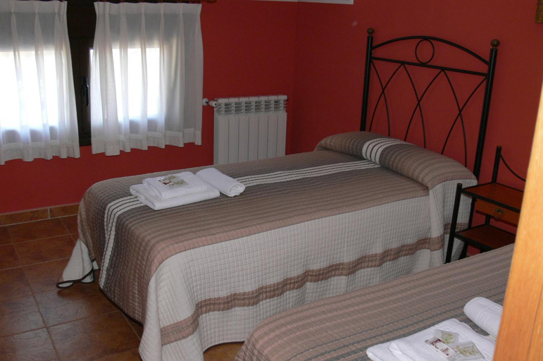 Others 4, Casa Marivi, Asturias