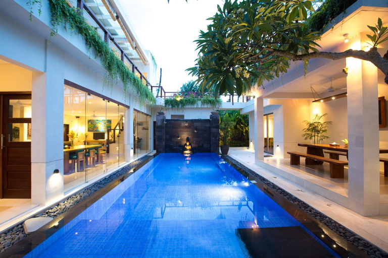 Swimming Pool 11