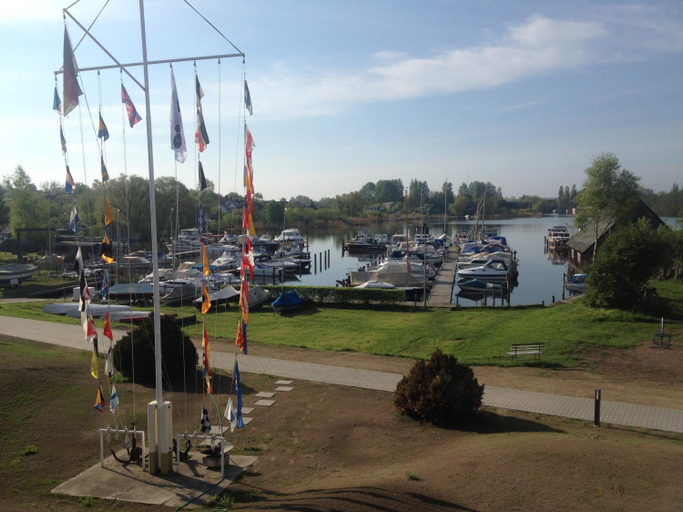 Others 2, Aparthotel am Heidensee, Schwerin