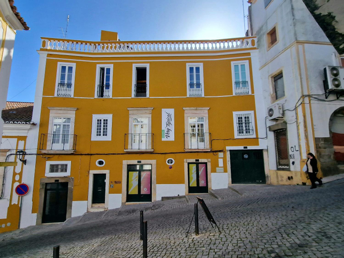 Very Typical - Alojamento Local, Elvas