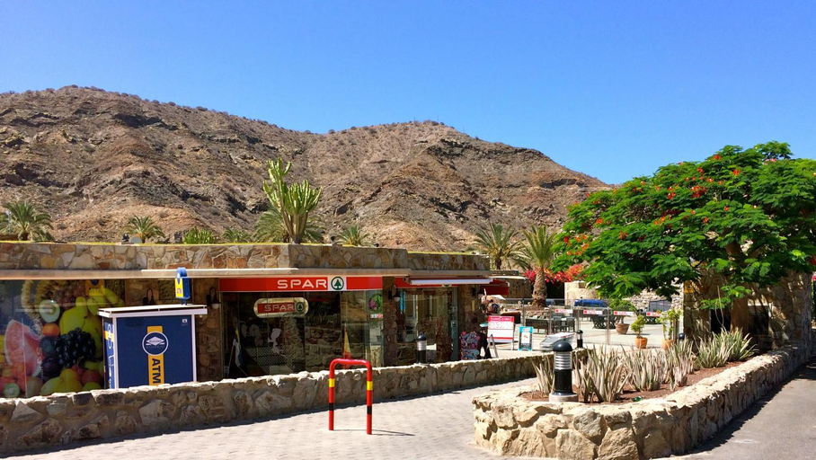 Food & Drinks, Anfi Tauro Rentals, Las Palmas