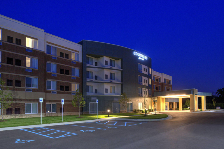 Exterior 1
