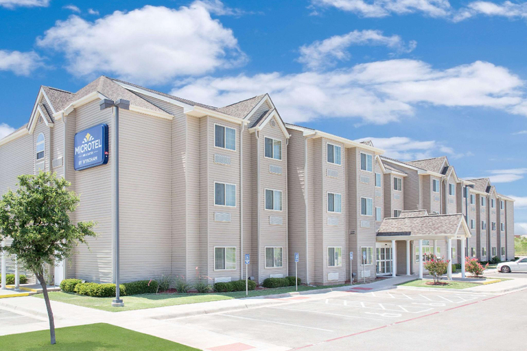 Exterior 7