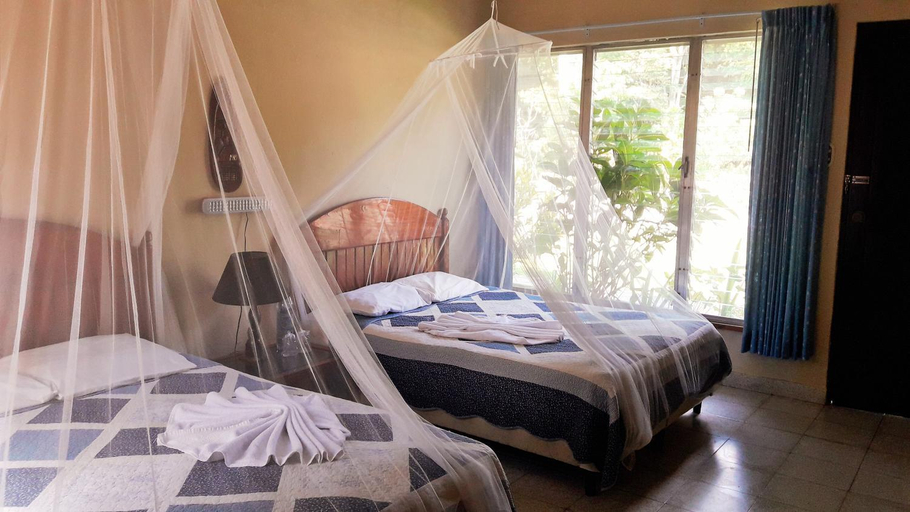 Bedroom 2, Hotel Tikal Inn, Flores