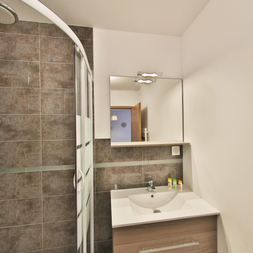 Others 4, Residence les Cedres, Bas-Rhin