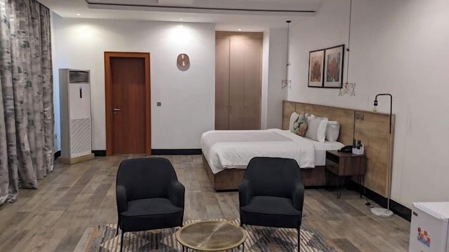Bedroom 3, Pali Resort Hotel, Ungogo