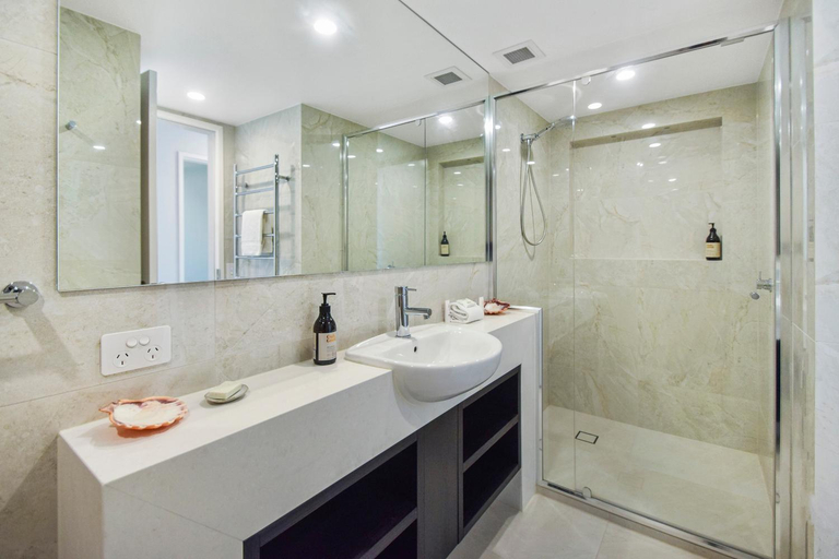 Bathroom 4, Private Apartments at Picture Point Noosa, Noosa - Noosa-Noosaville