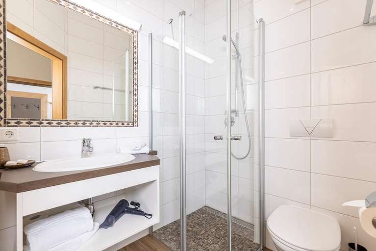 Bathroom 3, Landhaus Dorfback, Schwaz