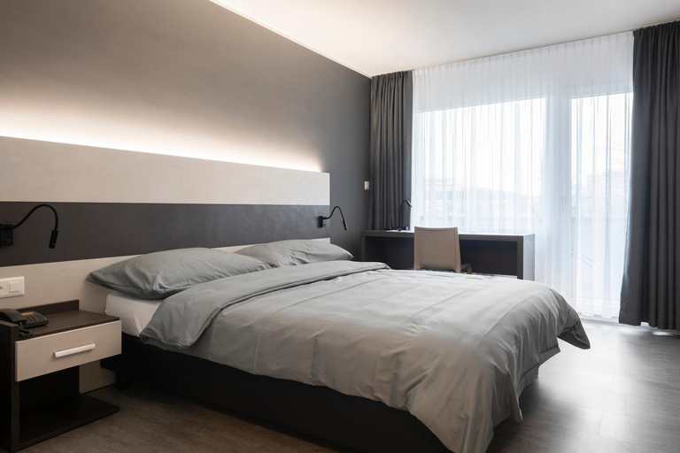 Bedroom, Hotel Bahnhof Zollikofen, Bern
