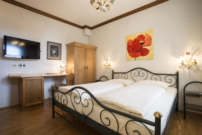 Bedroom 4, Meiser Rosenstuben Hotel, Schwäbisch Hall