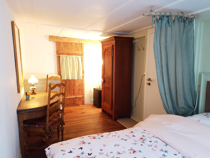 Bedroom 22