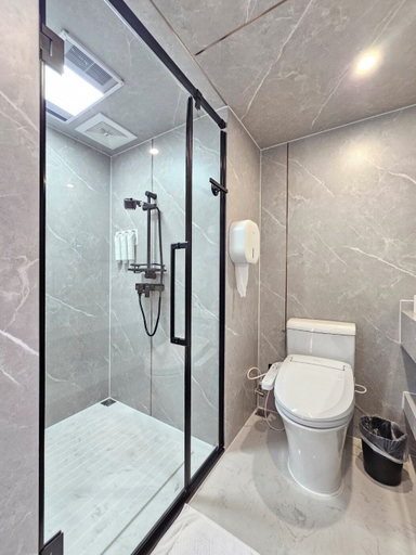 Bathroom 3, Galaxy x Hotel type Caravan Glamping&Pension, Pyeongchang