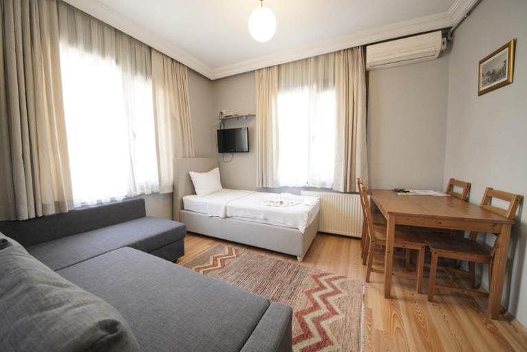 Bedroom 2, Topkapi Apartments, Fatih