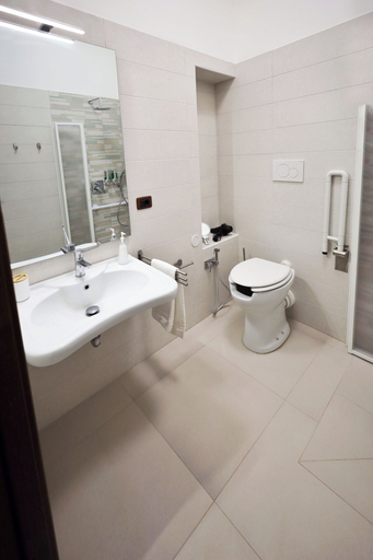 Bathroom 3, Cataneasy Rooms, Catania