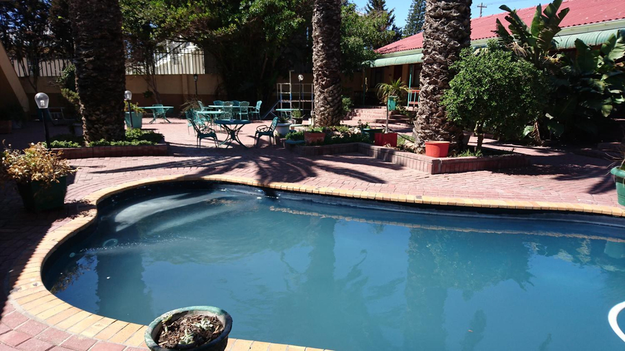 Sport & Beauty 4, Lamberts Bay Hotel, West Coast