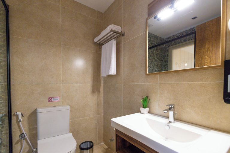 Bathroom 4, Mazar Pyramids Hotel, Al-Ahram