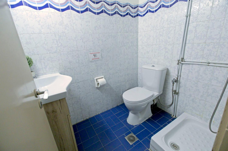 Bathroom 2, Selana Apartments, North Aegean