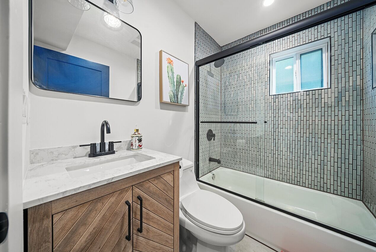Bathroom 3, Serene Escapes Hollywood, Los Angeles