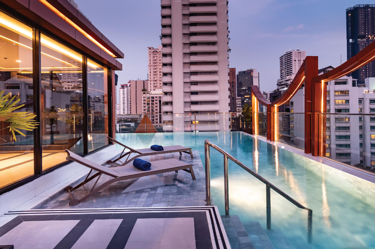 Swimming Pool 2
