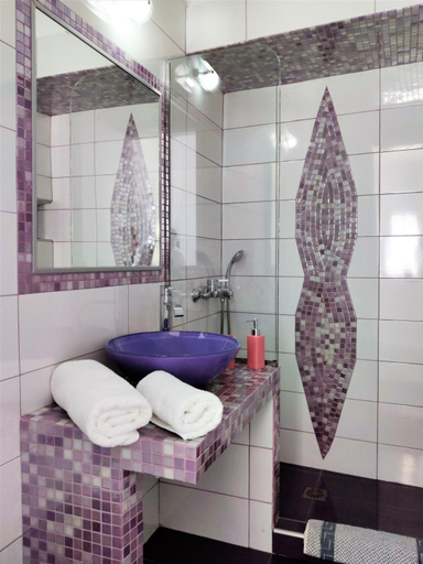 Bathroom 3, Sofi Rooms, South Aegean