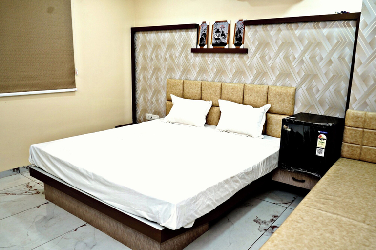 Bedroom 3, Hotel Shubhaarambh Khandwa, East Nimar