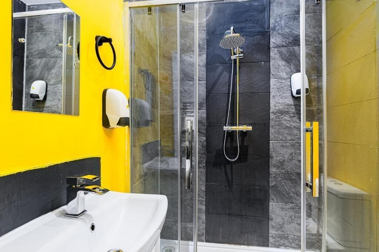 Bathroom 4, Whitechapel Grand, London