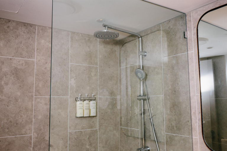 Bathroom 6