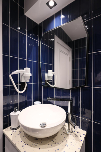 Bathroom 3, CLK Pansiyon Ortakoy, Beşiktaş