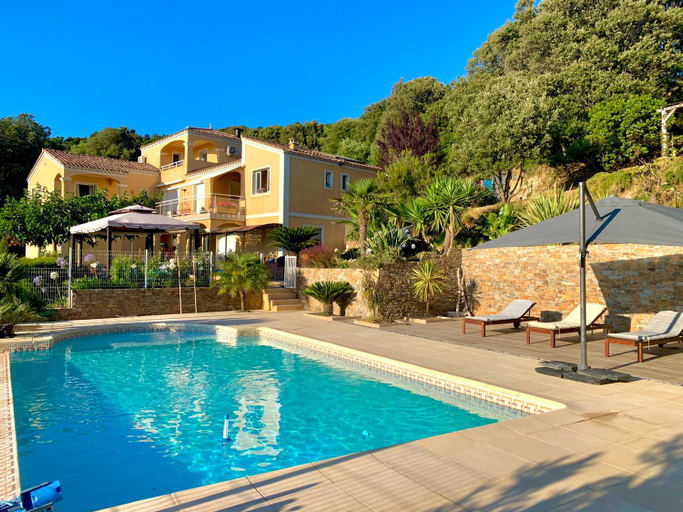 Others 2, Villa U Tramontu, Corse-du-Sud