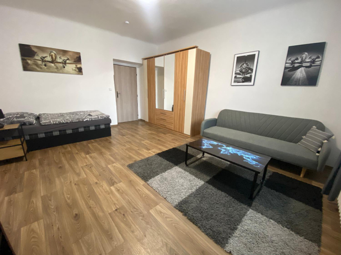 Others 5, Cerna Ruze - Apartman 3, Plzeň