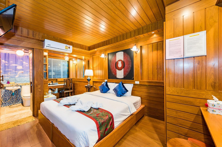 Bedroom 5