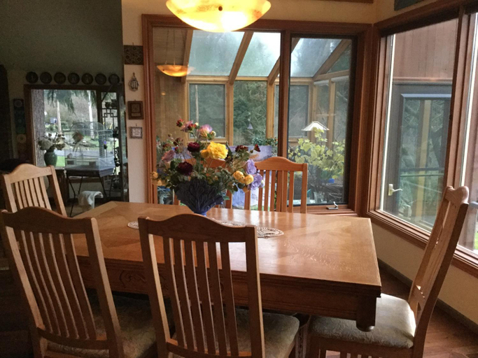 Food & Drinks 2, A Cascade View Bed And Breakfast, King