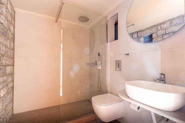 Bathroom, Porto Kalamitsi Stone-built Bungalows, Peloponnese