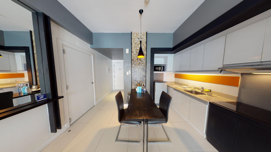 Dining Room 18