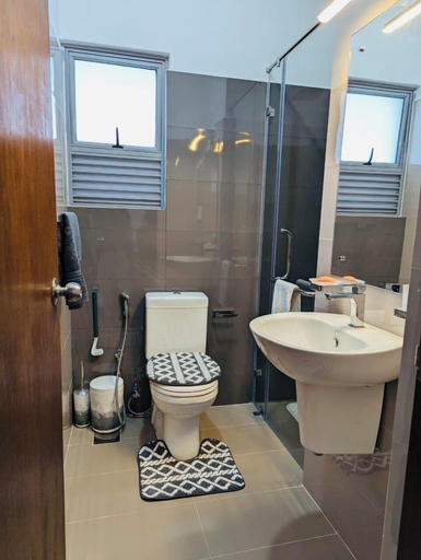 Bathroom, Luxurious 3 Bedroom Apartment, Horana