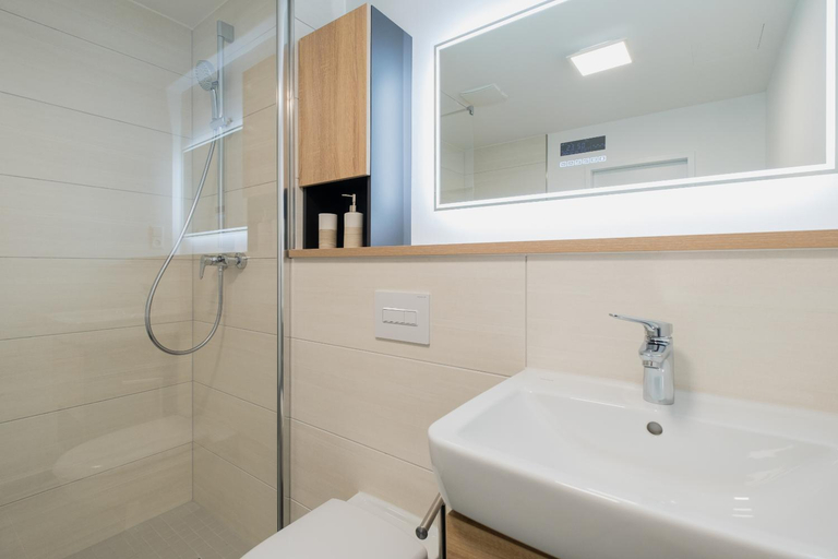 Bathroom 4, Jade&Jabo Aparthotel Dusseldorf Neuss, Rhein-Kreis Neuss