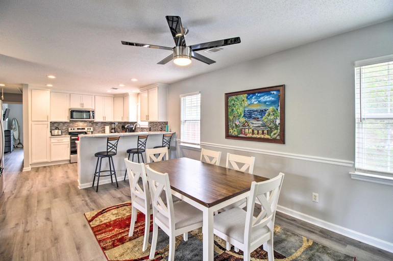 Others 3, Ideally Located Luxe Beach House on Tybee Island, Chatham