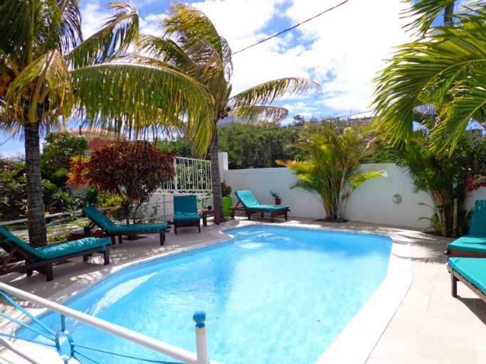 Charming apartment in Grand Baie - 60m² with private pool