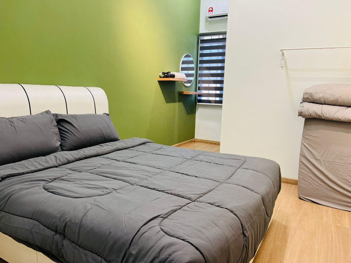 Bedroom 1, Traveler's Stay @ Ipoh (10 Pax), Kinta