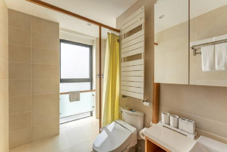 Bathroom 8