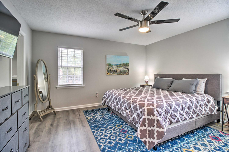 Bedroom 2, Ideally Located Luxe Beach House on Tybee Island, Chatham