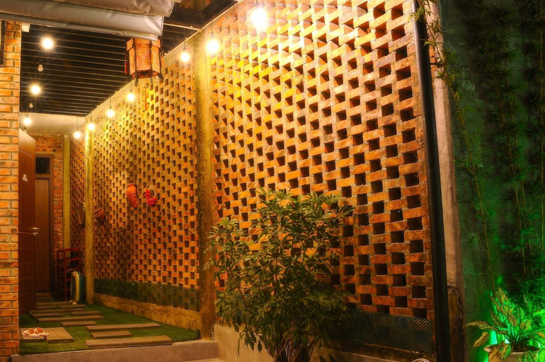 Others 4, Chi’s homestay, Huế