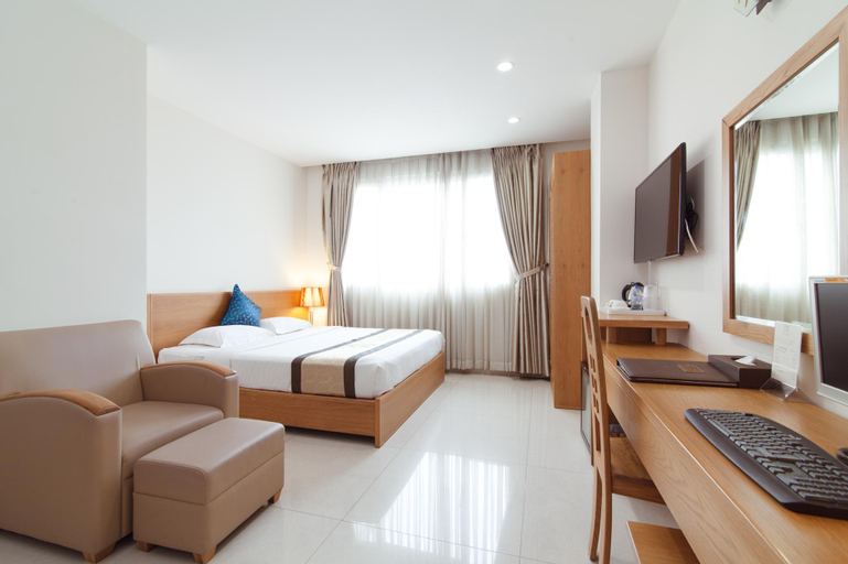 Bedroom 8