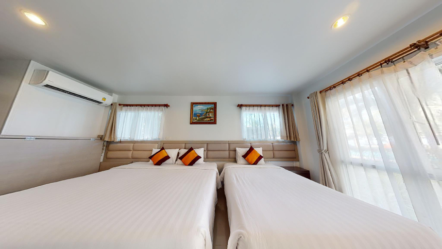 Bedroom 14
